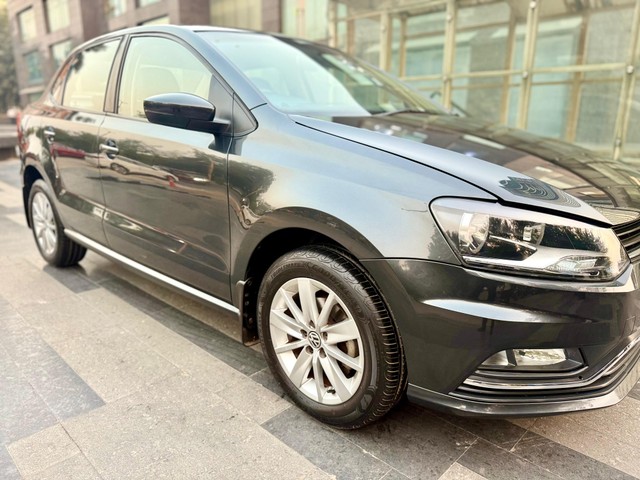 Second-hand 2016 Volkswagen Ameo 1.2 MPI Highline for sale in New Delhi-8