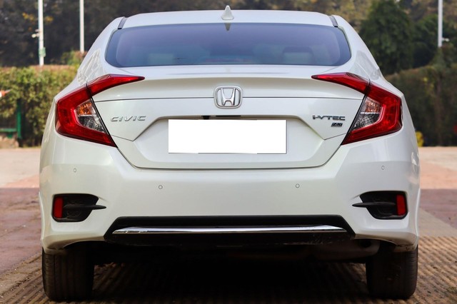 Second-hand 2019 Honda Civic ZX BSIV for sale in New Delhi-2