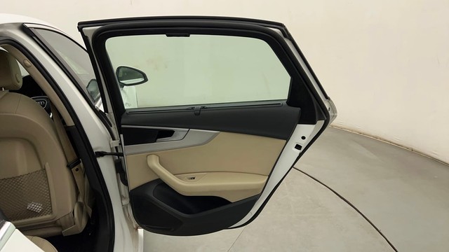 Second-hand 2017 Audi A4 30 TFSI Premium Plus for sale in Pune-26