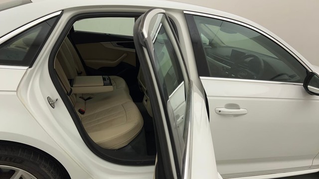 Second-hand 2017 Audi A4 30 TFSI Premium Plus for sale in Pune-30