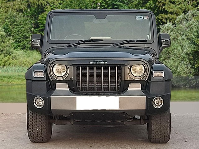 Second-hand 2022 Mahindra Thar LX 4WD Hard Top AT BSVI for sale in New Delhi-5