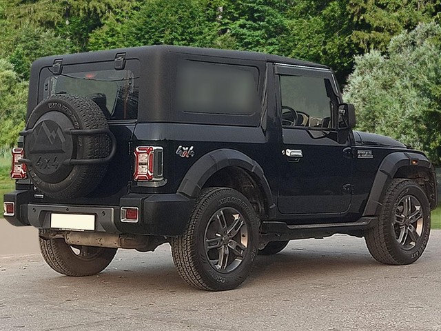 Second-hand 2022 Mahindra Thar LX 4WD Hard Top AT BSVI for sale in New Delhi-2