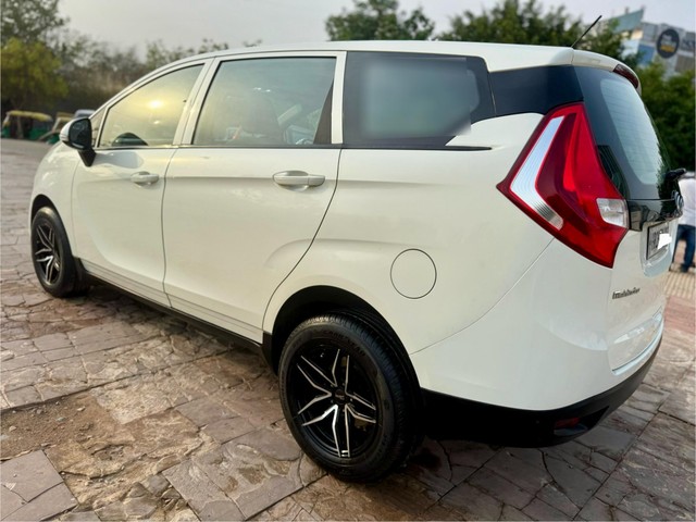 Second-hand 2019 Mahindra Marazzo M4 for sale in New Delhi-5