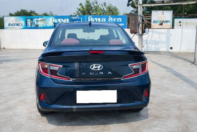 Second-hand 2024 Hyundai Aura S CNG for sale in Nadiad-2