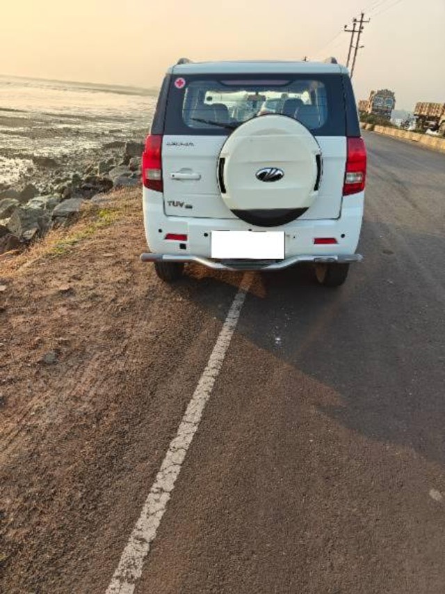 Mahindra TUV 300 T8 Second-hand 2016 Mahindra TUV 300 T8 for sale in Jamnagar-0