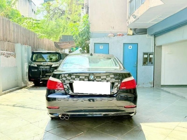 Second-hand 2009 BMW 5 Series 525i for sale in Pune-1