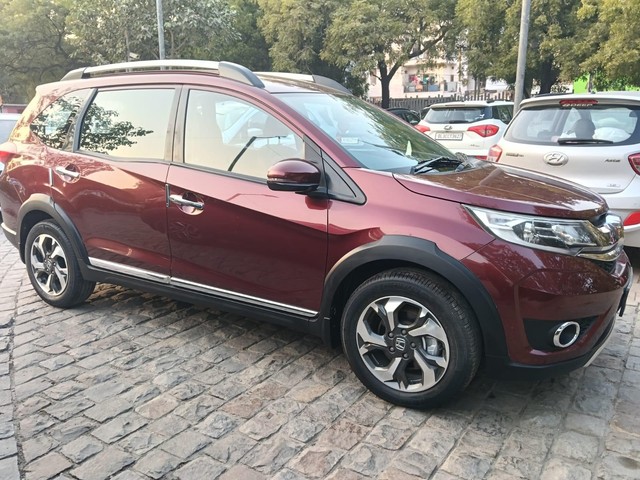 Second-hand 2016 Honda BR-V i-VTEC VX MT for sale in New Delhi-6
