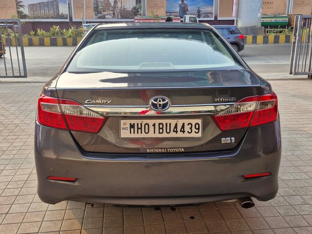 Second-hand 2014 Toyota Camry Hybrid for sale in Mumbai-2