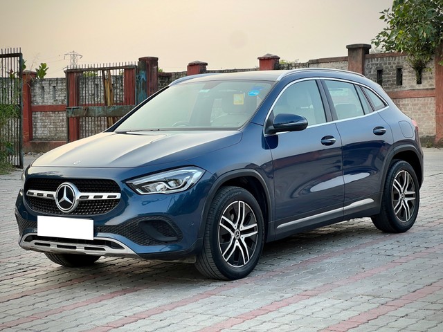Second-hand 2022 Mercedes-Benz GLA 200 BSVI for sale in New Delhi-4