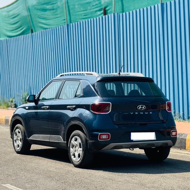 Second-hand 2020 Hyundai Venue S BSIV for sale in Navi Mumbai-2