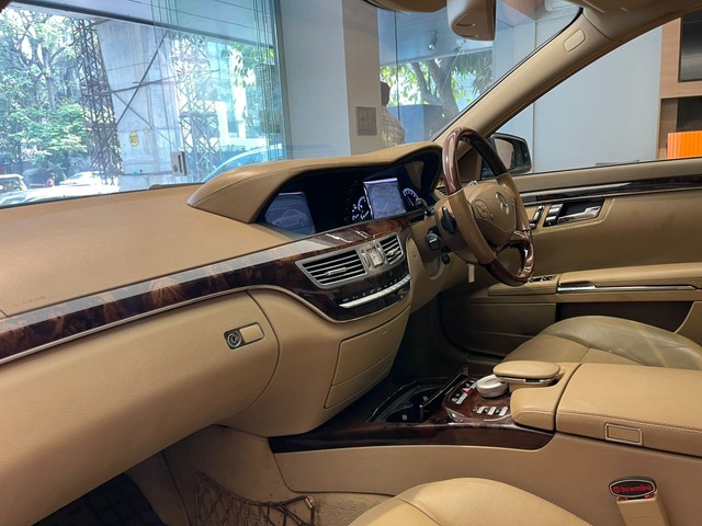 Second-hand 2013 Mercedes-Benz S-Class S 300 for sale in Mumbai-15