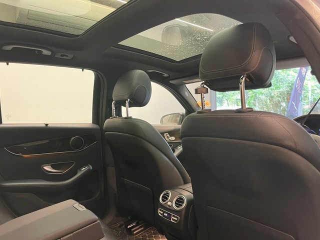 Second-hand 2016 Mercedes-Benz GLC 220d 4MATIC Style for sale in Mumbai-8