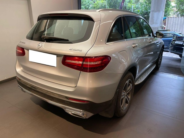 Second-hand 2016 Mercedes-Benz GLC 220d 4MATIC Style for sale in Mumbai-5