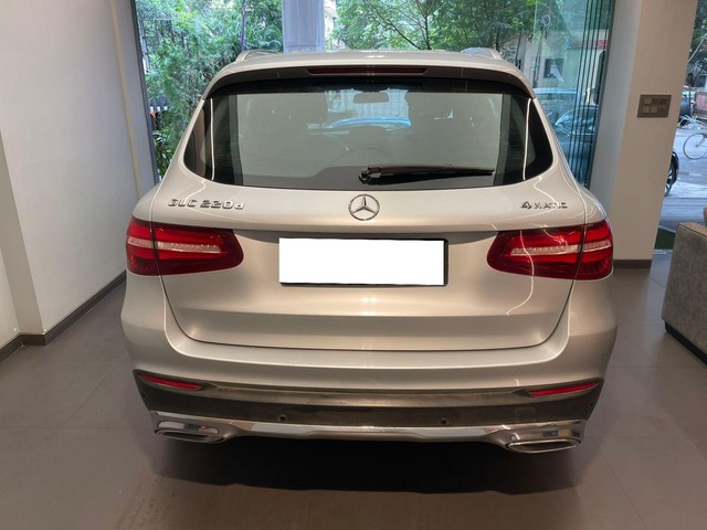 Second-hand 2016 Mercedes-Benz GLC 220d 4MATIC Style for sale in Mumbai-2