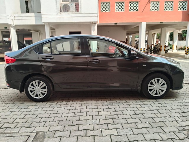 Second-hand 2014 Honda City i DTEC SV for sale in Chennai-1