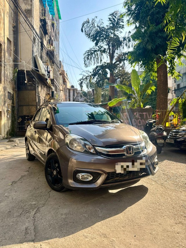 Second-hand 2012 Honda Brio S MT for sale in New Delhi-6