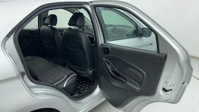 Second-hand 2019 Ford Figo Petrol Titanium for sale in Ahmedabad-36