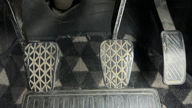 Second-hand 2019 Ford Figo Petrol Titanium for sale in Ahmedabad-14