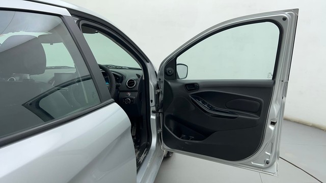 Second-hand 2019 Ford Figo Petrol Titanium for sale in Ahmedabad-16