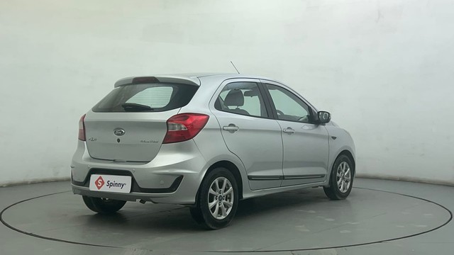 Second-hand 2019 Ford Figo Petrol Titanium for sale in Ahmedabad-3