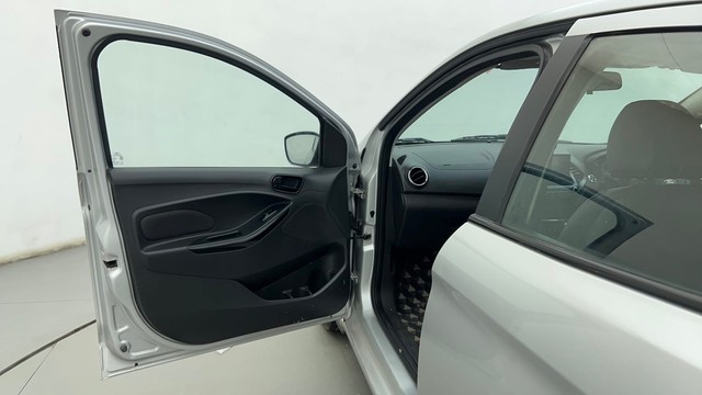 Second-hand 2019 Ford Figo Petrol Titanium for sale in Ahmedabad-23