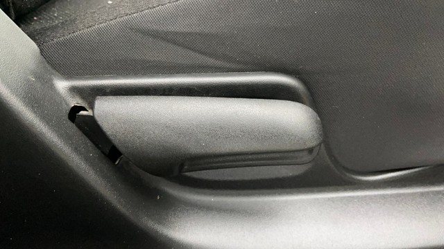 Second-hand 2016 Maruti Swift LXI Optional-O for sale in Noida-18