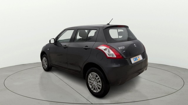 Second-hand 2016 Maruti Swift LXI Optional-O for sale in Noida-4