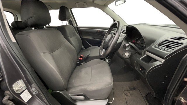 Second-hand 2016 Maruti Swift LXI Optional-O for sale in Noida-15