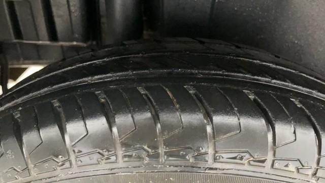 Second-hand 2016 Maruti Swift LXI Optional-O for sale in Noida-29