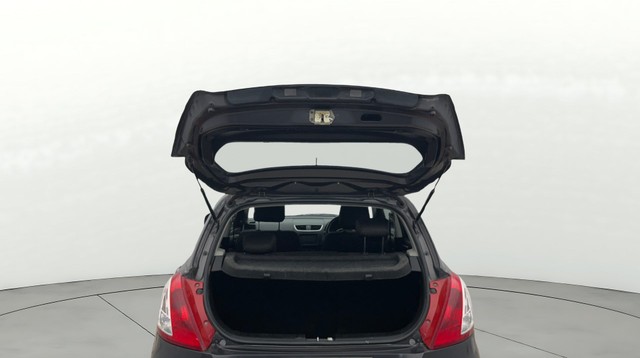 Second-hand 2016 Maruti Swift LXI Optional-O for sale in Noida-20