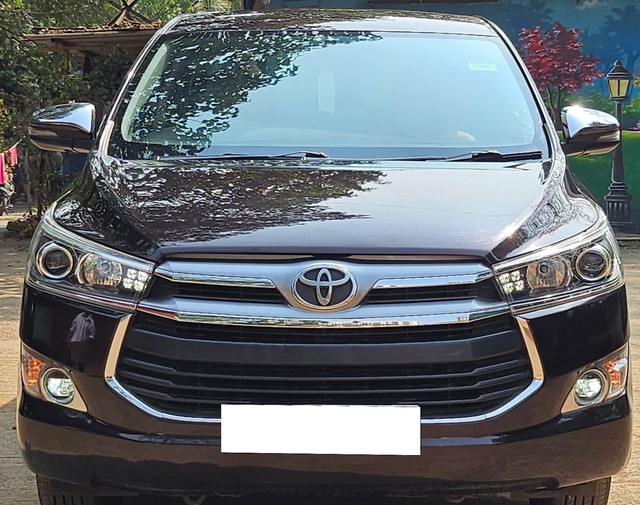 Second-hand 2018 Toyota Innova Crysta 2.4 VX MT 8S BSIV for sale in Thane-30