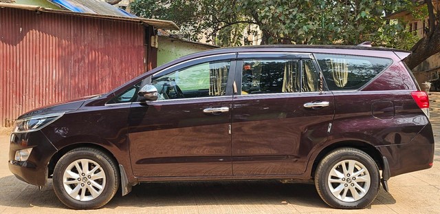 Second-hand 2018 Toyota Innova Crysta 2.4 VX MT 8S BSIV for sale in Thane-2
