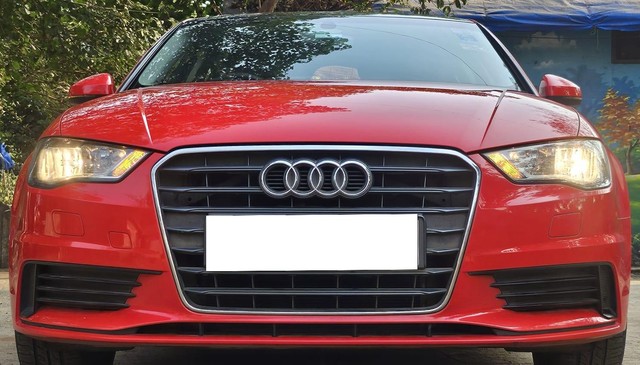 Second-hand 2015 Audi A3 35 TDI Attraction for sale in Thane-11