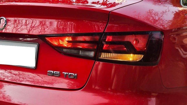 Second-hand 2015 Audi A3 35 TDI Attraction for sale in Thane-12