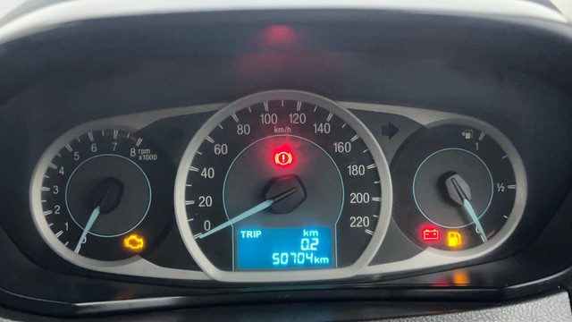 Second-hand 2015 Ford Figo Titanium AT 2019-2020 for sale in Chandigarh-13