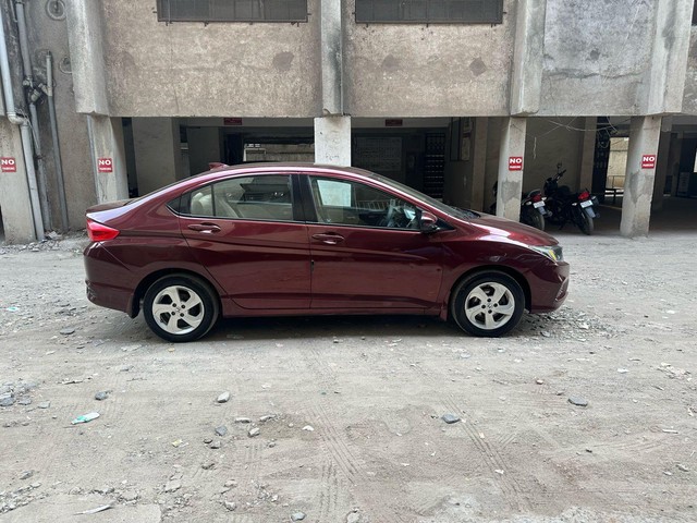 Second-hand 2017 Honda City i VTEC SV for sale in Surat-1