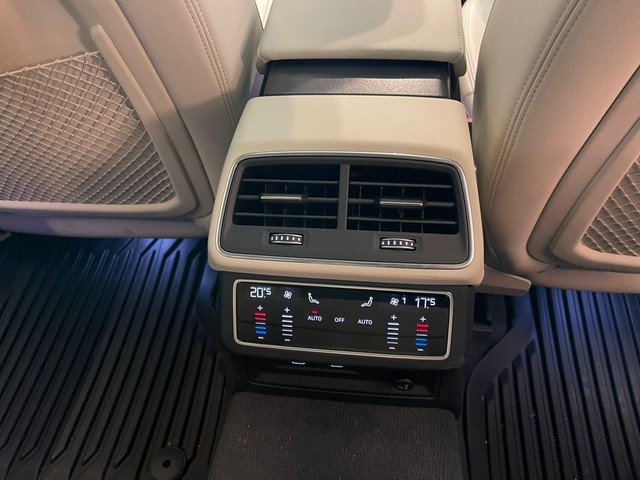 Second-hand 2024 Audi A6 45 TFSI Technology for sale in Mumbai-8