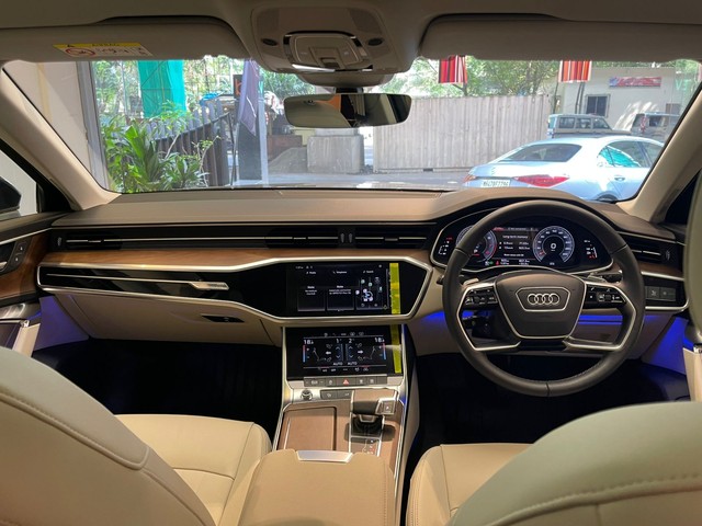Second-hand 2024 Audi A6 45 TFSI Technology for sale in Mumbai-16