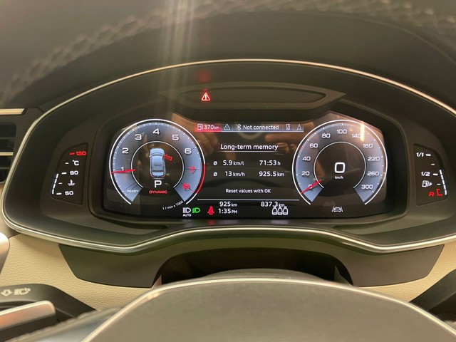 Second-hand 2024 Audi A6 45 TFSI Technology for sale in Mumbai-15