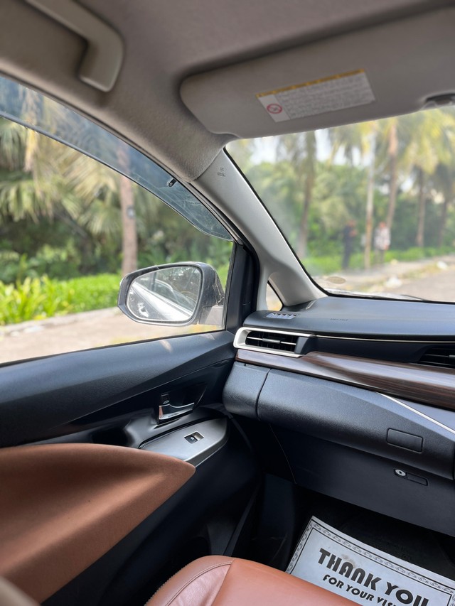 Second-hand 2016 Toyota Innova Crysta 2.8 ZX AT BSIV for sale in Mumbai-25