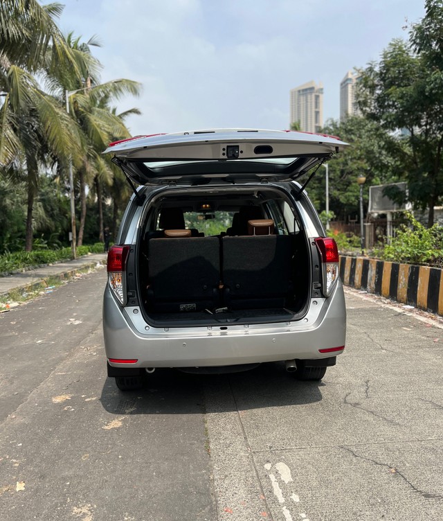 Second-hand 2016 Toyota Innova Crysta 2.8 ZX AT BSIV for sale in Mumbai-31