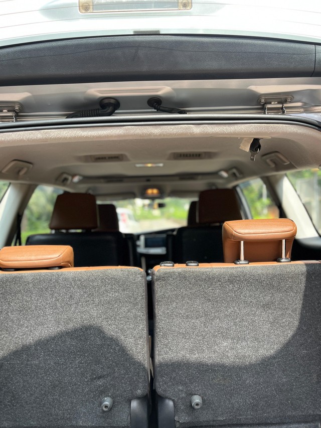 Second-hand 2016 Toyota Innova Crysta 2.8 ZX AT BSIV for sale in Mumbai-46