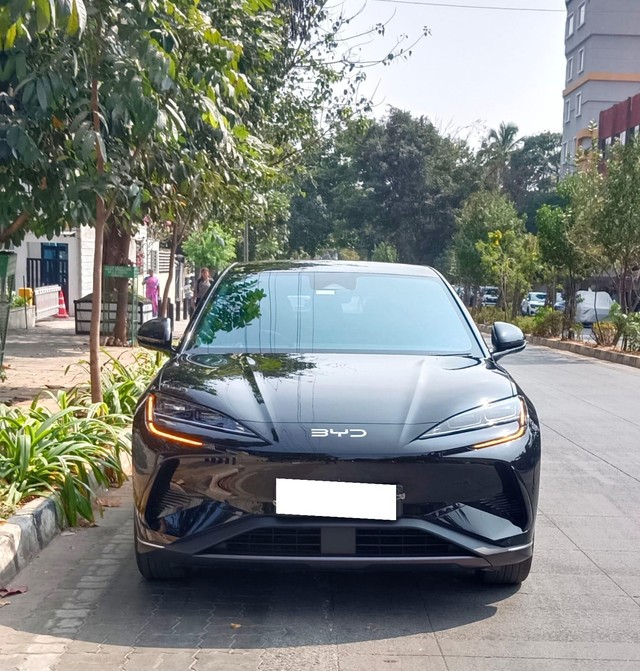 Second-hand 2025 BYD Sealion 7 Premium for sale in Bangalore-2