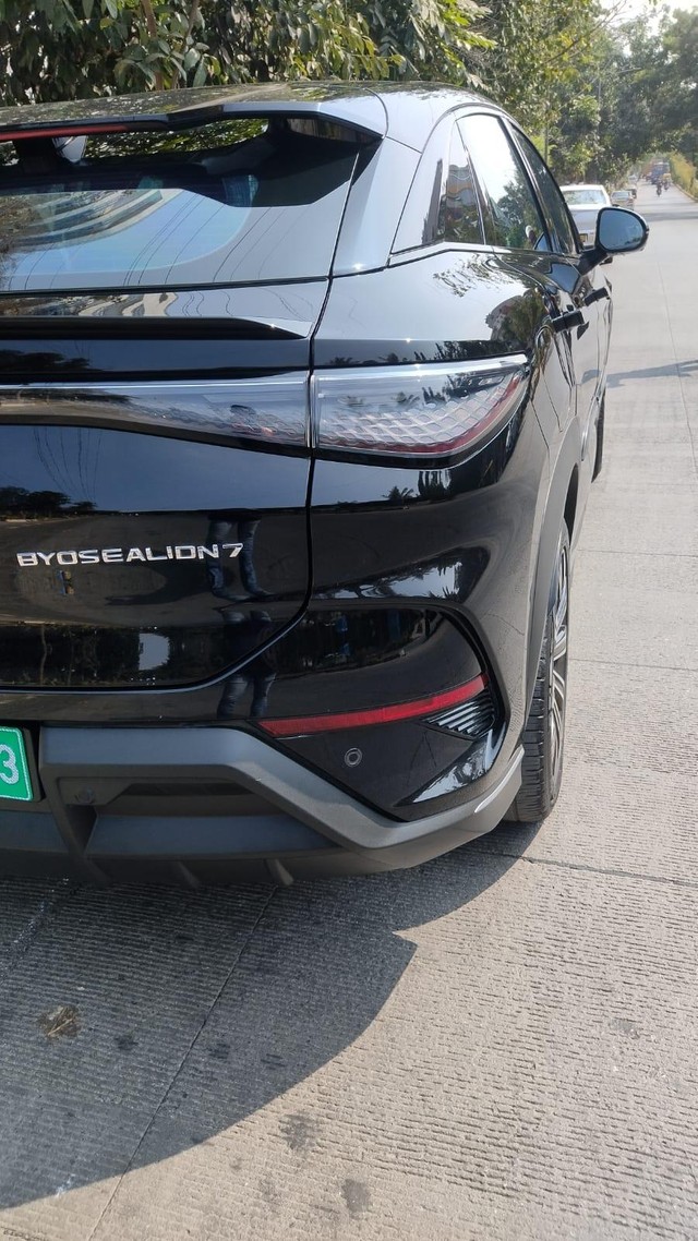 Second-hand 2025 BYD Sealion 7 Premium for sale in Bangalore-6