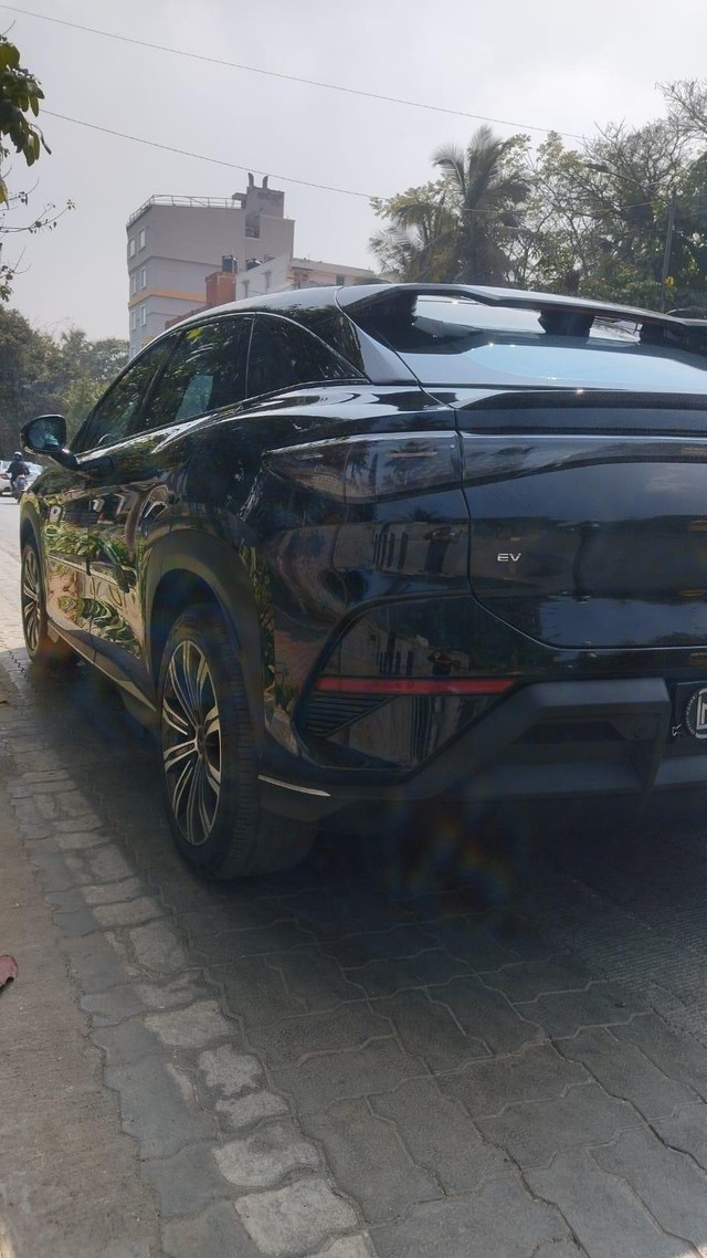 Second-hand 2025 BYD Sealion 7 Premium for sale in Bangalore-7