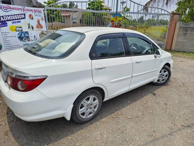 Second-hand 2007 Honda City EXi for sale in Surat-3