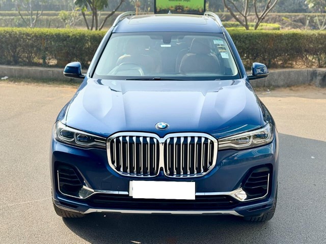 Second-hand 2021 BMW X7 xDrive30d DPE Signature for sale in New Delhi-21