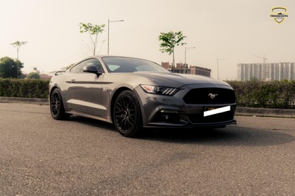 Second-hand 2017 Ford Mustang V8 for sale in New Delhi