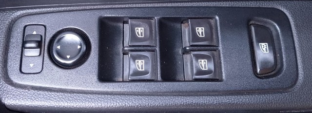 Renault Kiger RXT Second-hand 2021 Renault Kiger RXT for sale in Kolkata-16