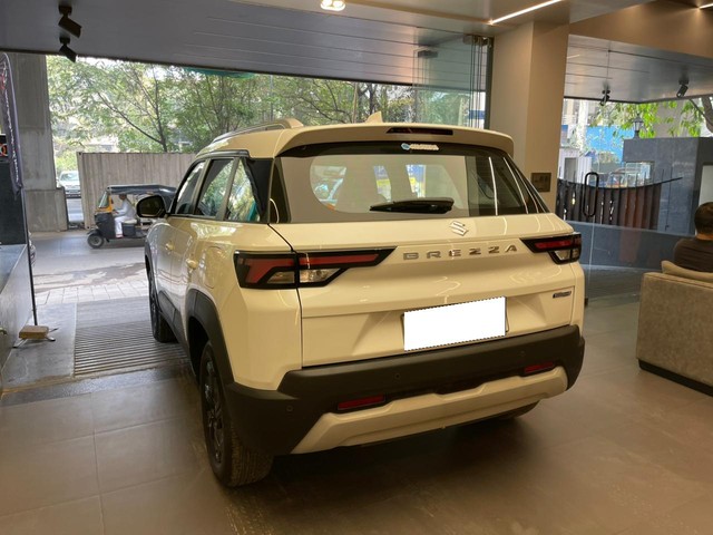 Second-hand 2022 Maruti Vitara Brezza ZXI Plus AT for sale in Mumbai-3